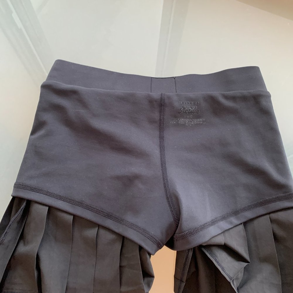 ***RELISTED**BNWT FRANKIES BIKINI WINDY TENNIS MINI SKIRT BLACK SZ XS - Picture 6 of 14